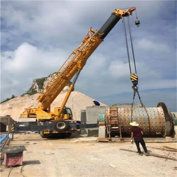 旺苍吊车的运输费用是否包含在租赁费用中